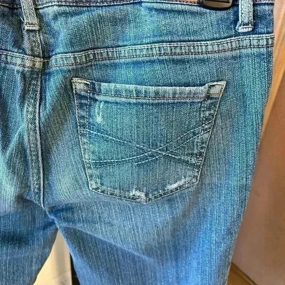 Aeropostale distressed skinny capri jeans - Picture 9 of 12